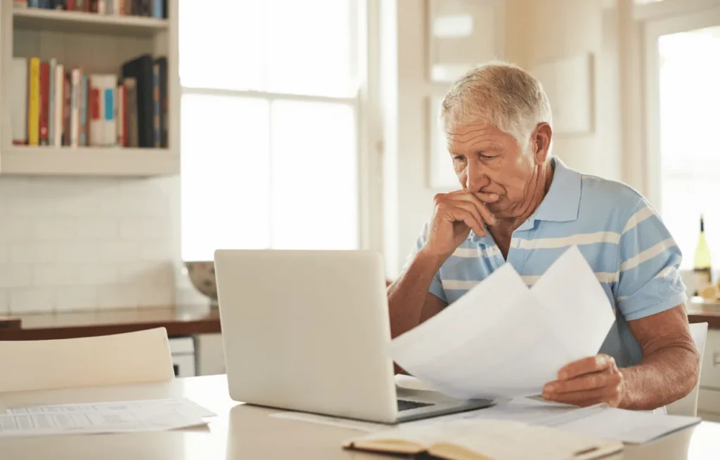 Freelancer in Oregon evaluating self-employment classification risks
