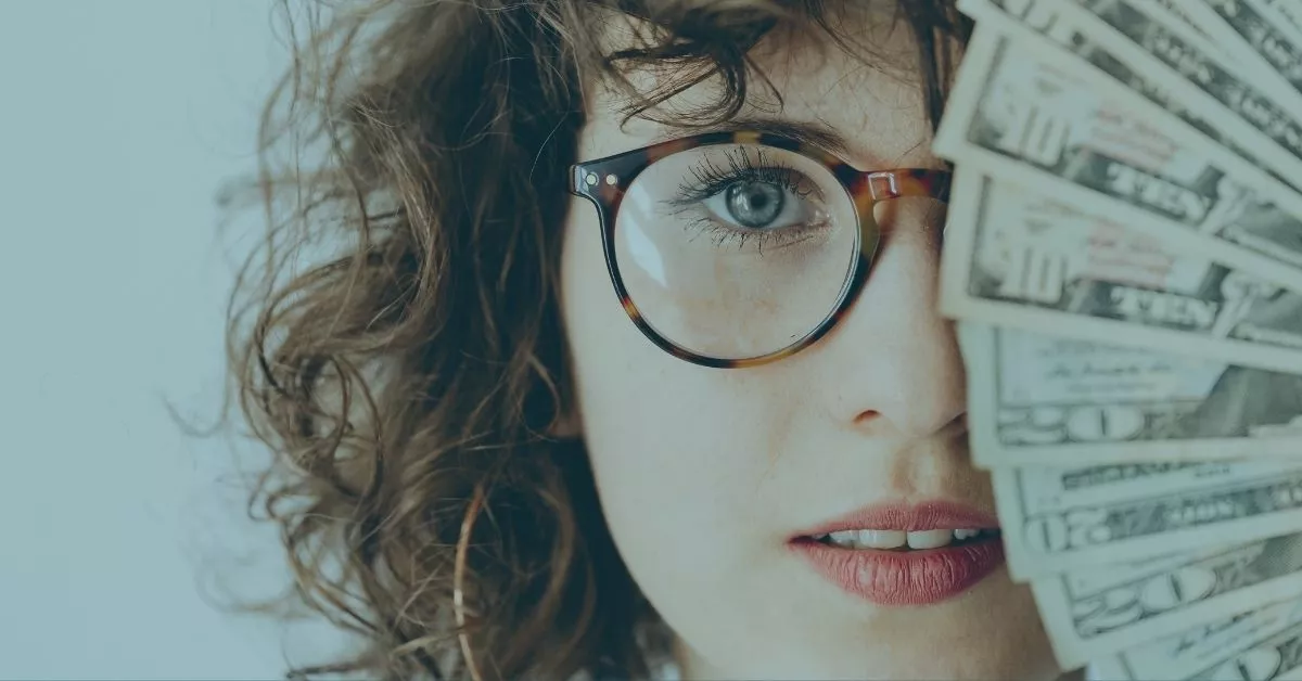 Office worker receiving her final late paycheck after learning about Oregon wage deadlines.